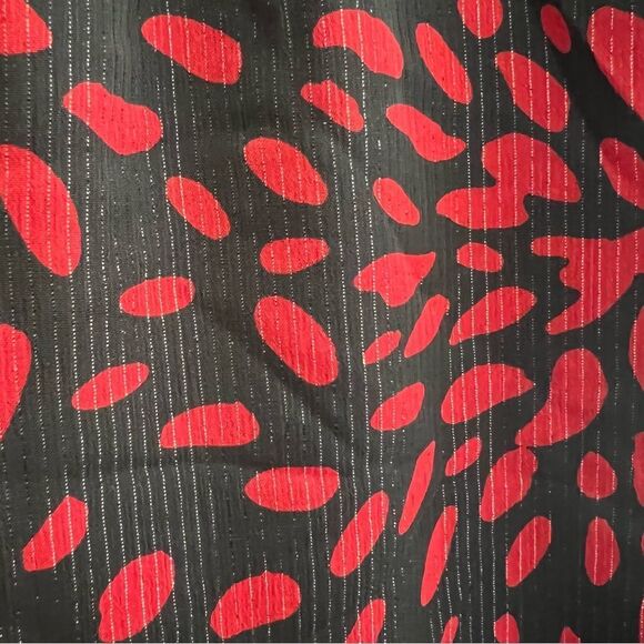 LIZ CLAIBORNE Career Size XXL Red Black Metallic 3/4 Sleeve top Lined EUC - Picture 11 of 12
